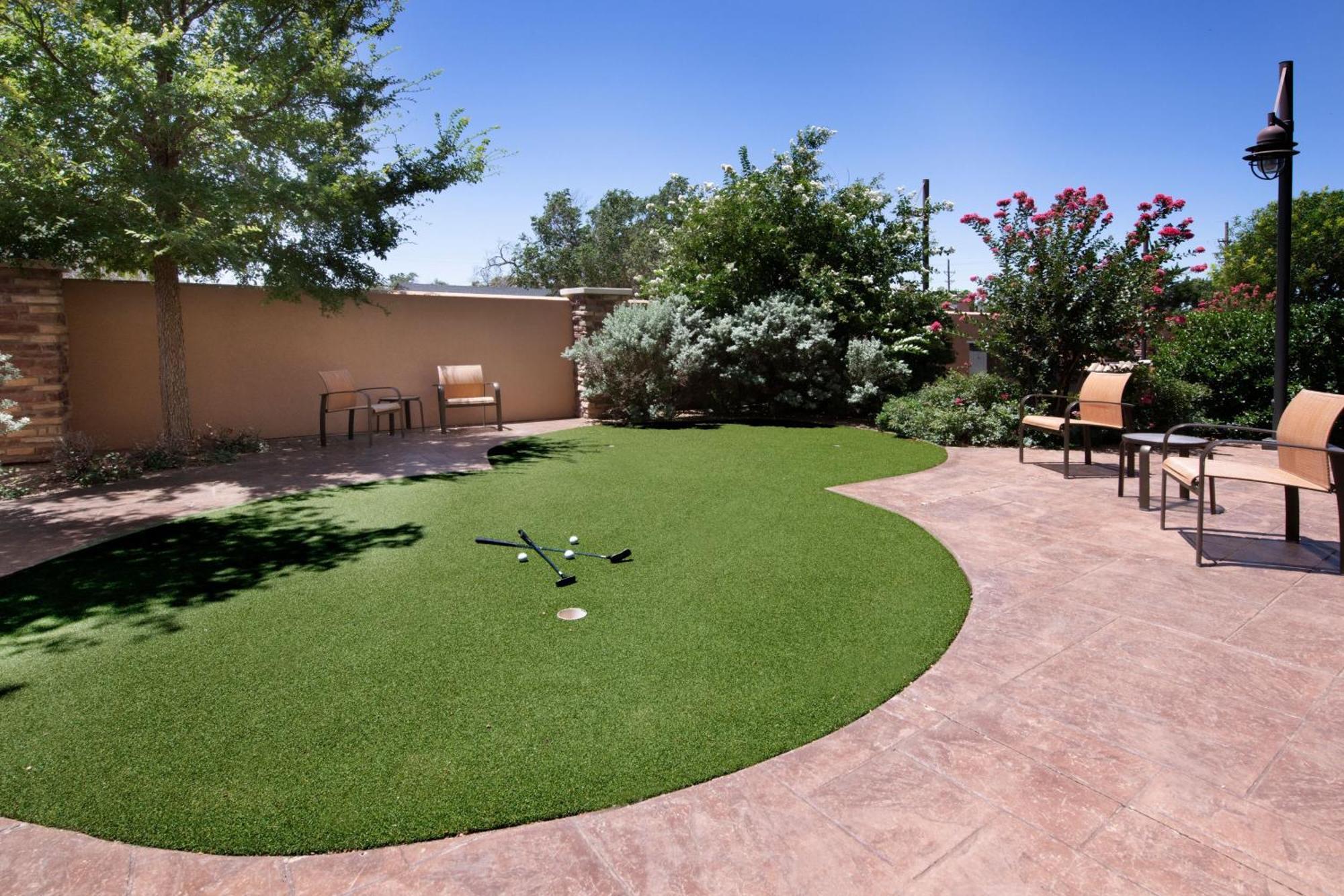 Courtyard By Marriott Lubbock Downtown/University Area Экстерьер фото