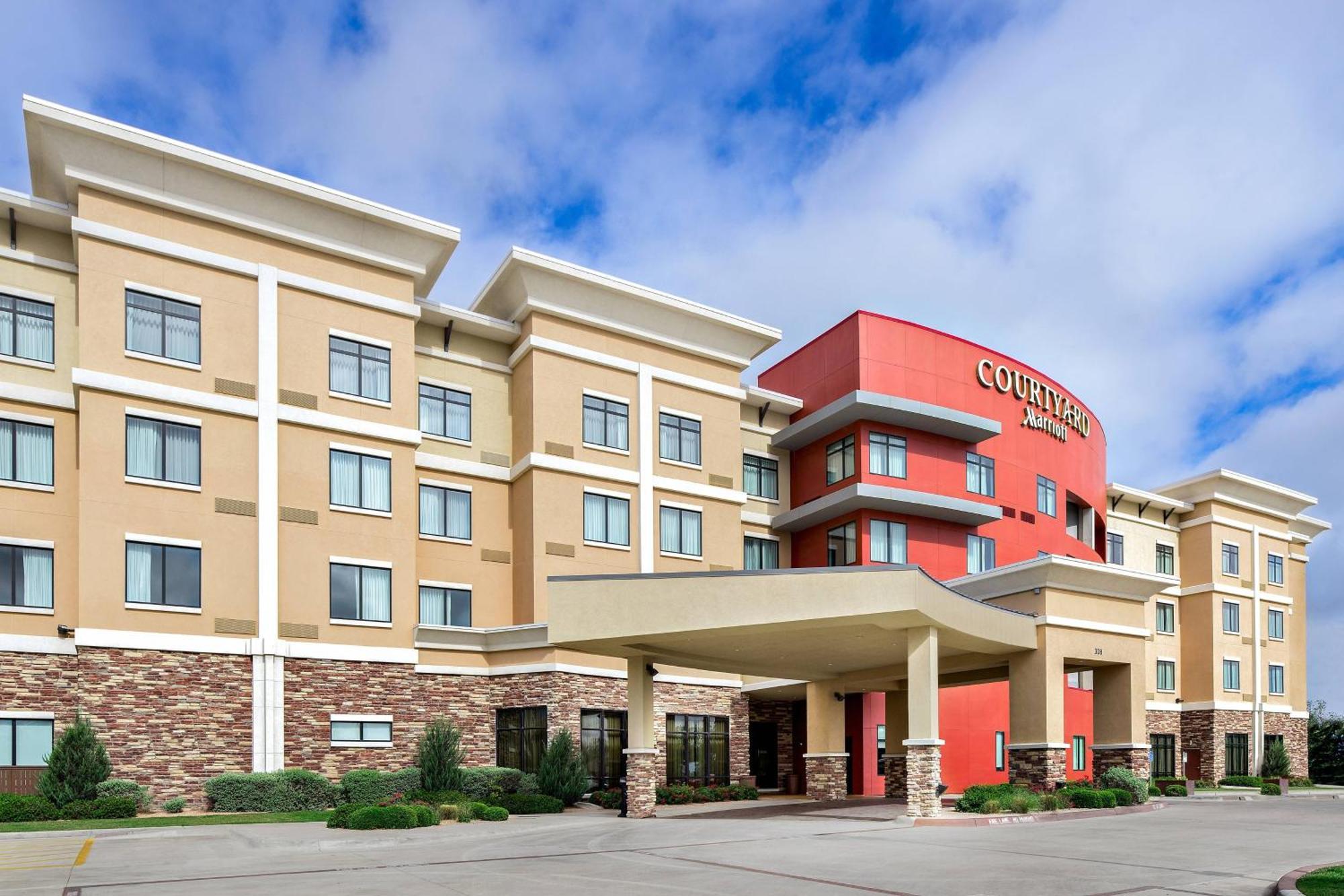 Courtyard By Marriott Lubbock Downtown/University Area Экстерьер фото