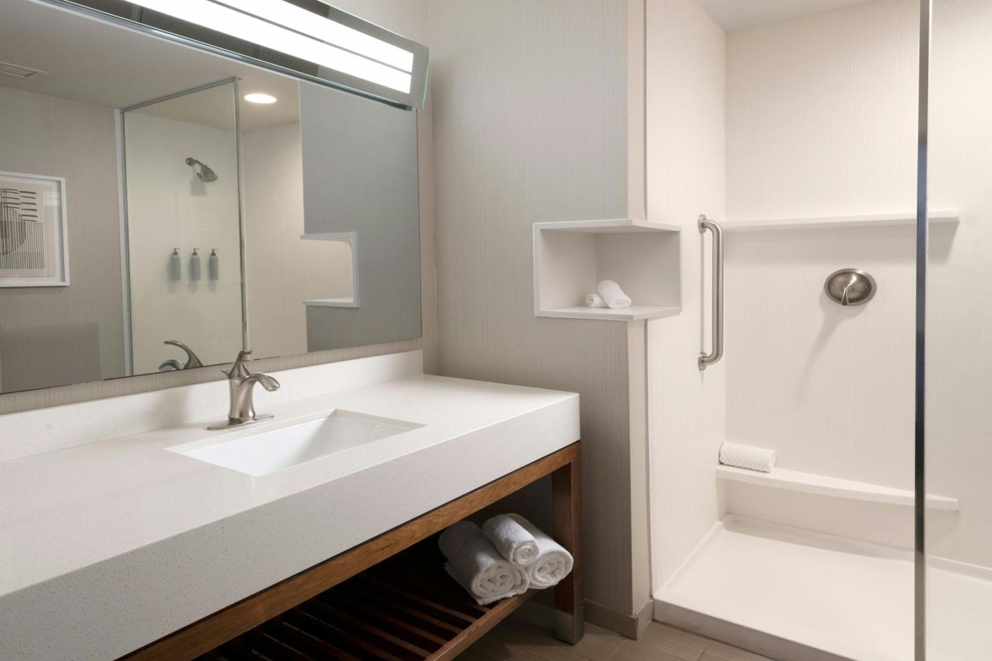 Courtyard By Marriott Lubbock Downtown/University Area Экстерьер фото